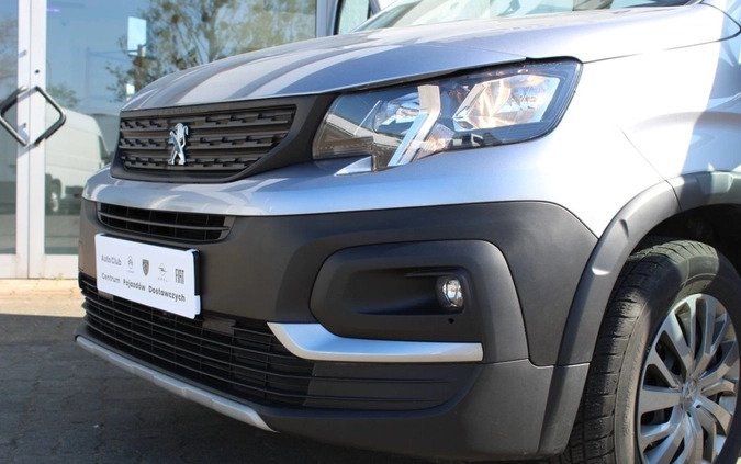 Peugeot Rifter cena 104900 przebieg: 37735, rok produkcji 2022 z Sławków małe 781